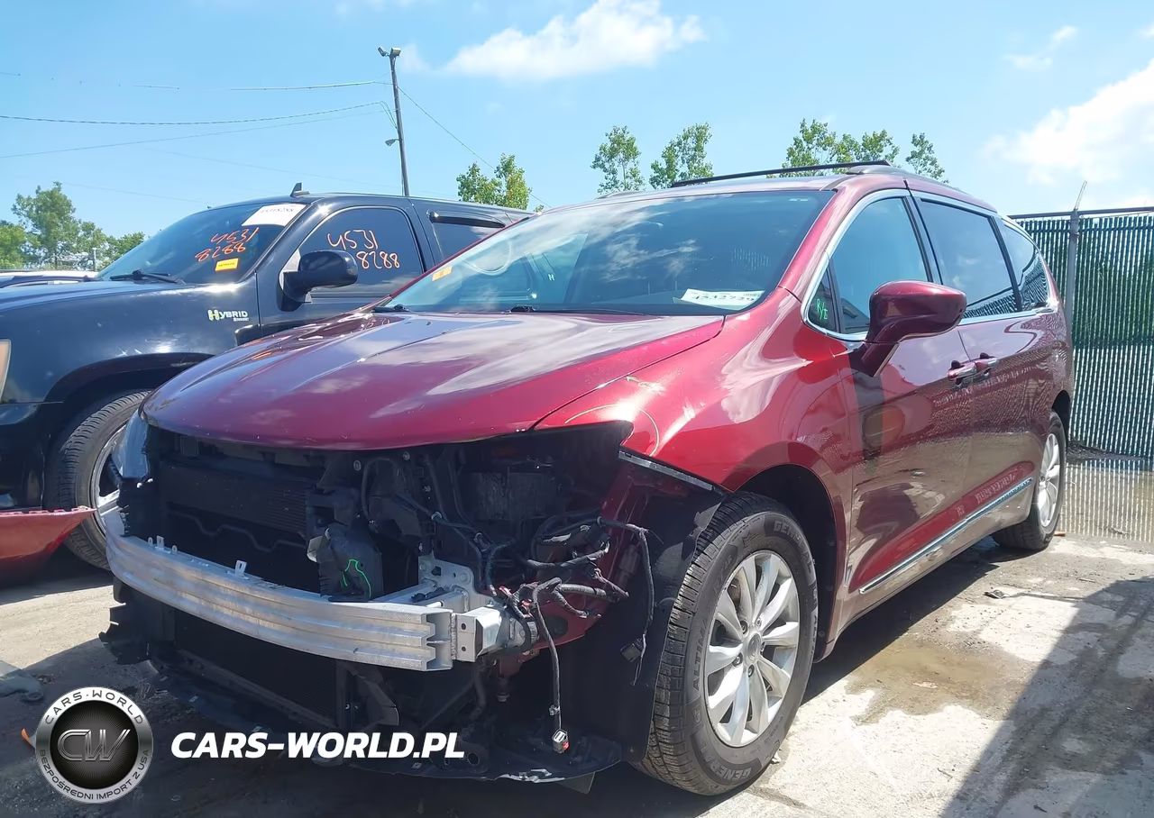 2017 Chrysler Pacifica Touring-L VIN:2C4RC1BGXHR788320 - 2