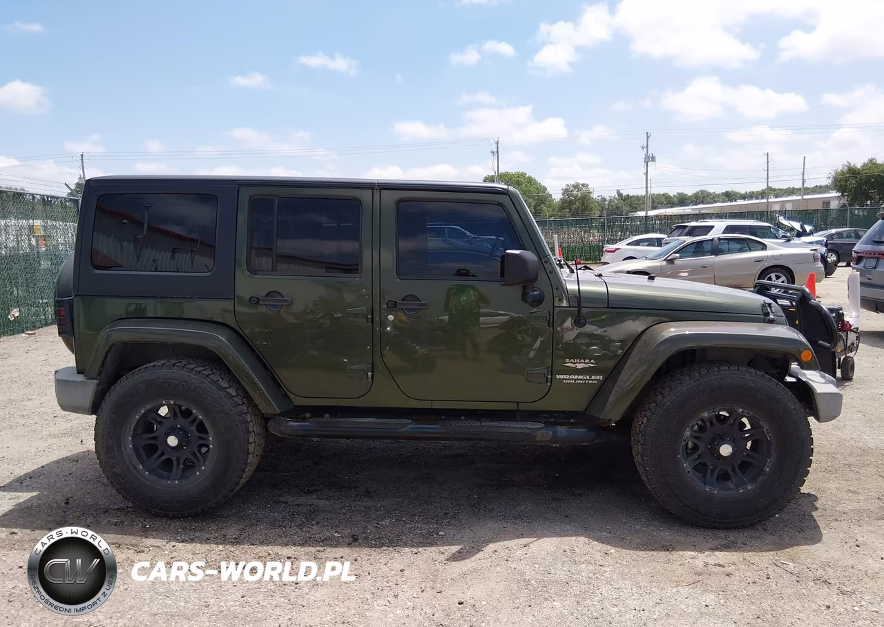 2007 Jeep Wrangler Unlimited Sahara VIN:1J4GB59167L143183 - 13