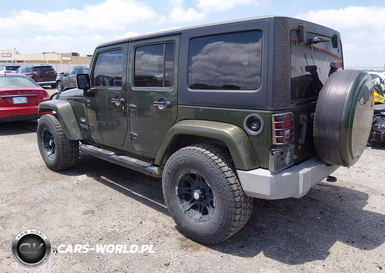 2007 Jeep Wrangler Unlimited Sahara VIN:1J4GB59167L143183 - 3