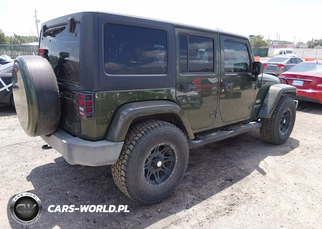 2007 Jeep Wrangler Unlimited Sahara VIN:1J4GB59167L143183 - 4