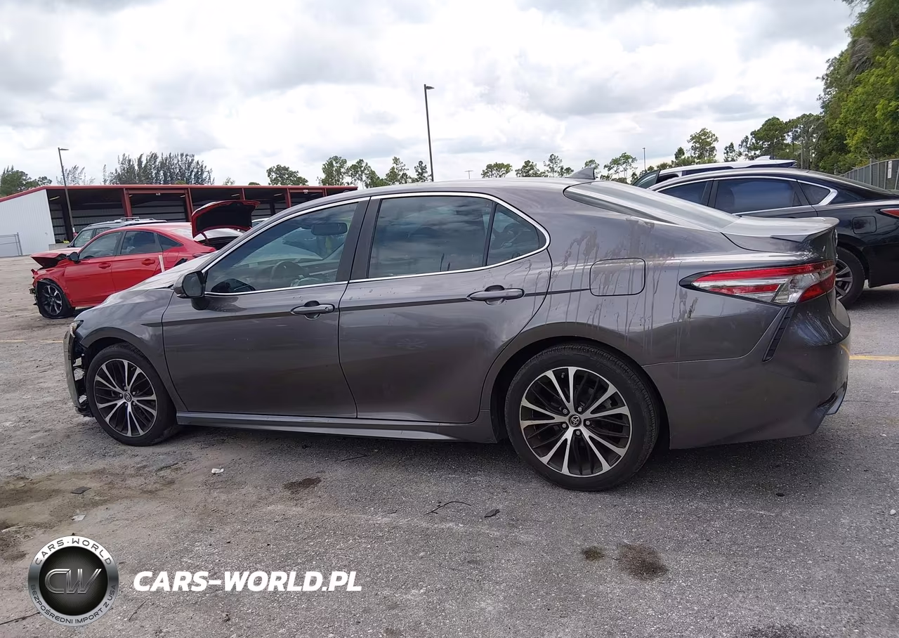2019 Toyota Camry Se VIN:4T1B11HK3KU766314 - 14