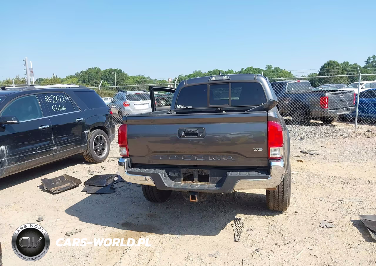 2016 Toyota Tacoma Trd Off Road VIN:3TMCZ5AN1GM005130 - 17