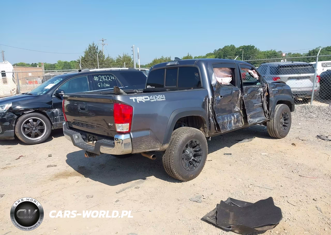 2016 Toyota Tacoma Trd Off Road VIN:3TMCZ5AN1GM005130 - 4