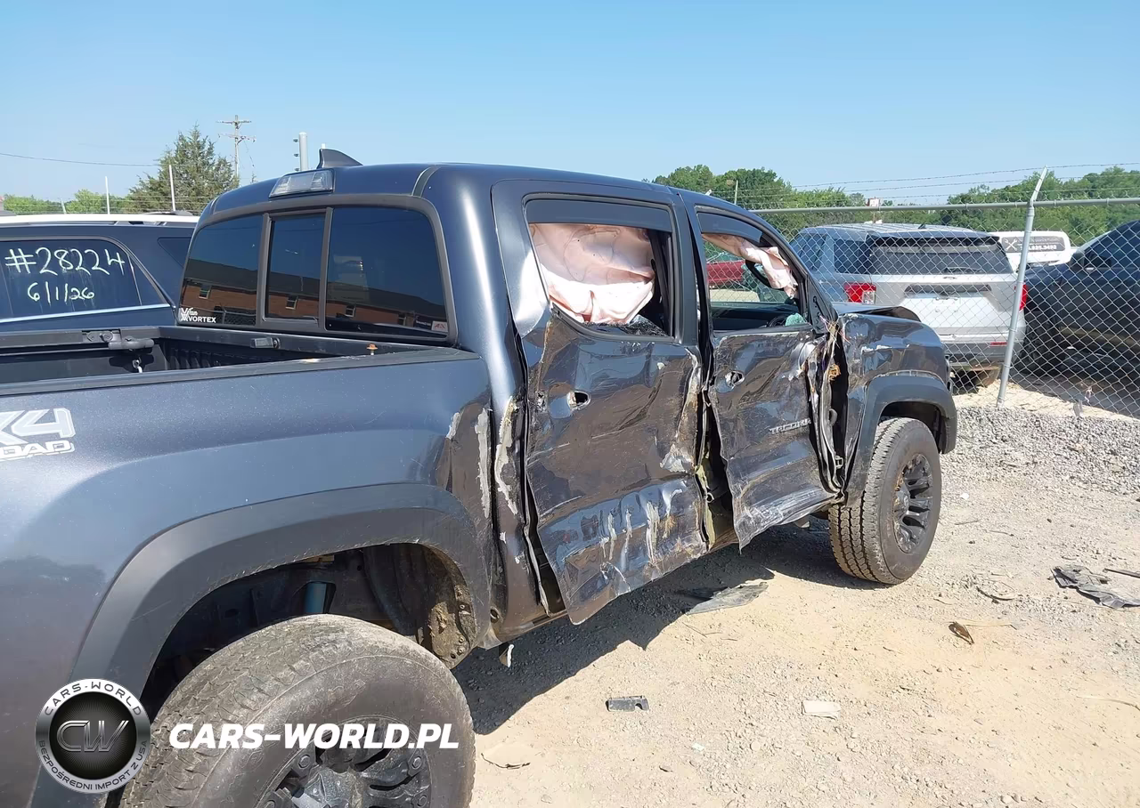 2016 Toyota Tacoma Trd Off Road VIN:3TMCZ5AN1GM005130 - 6