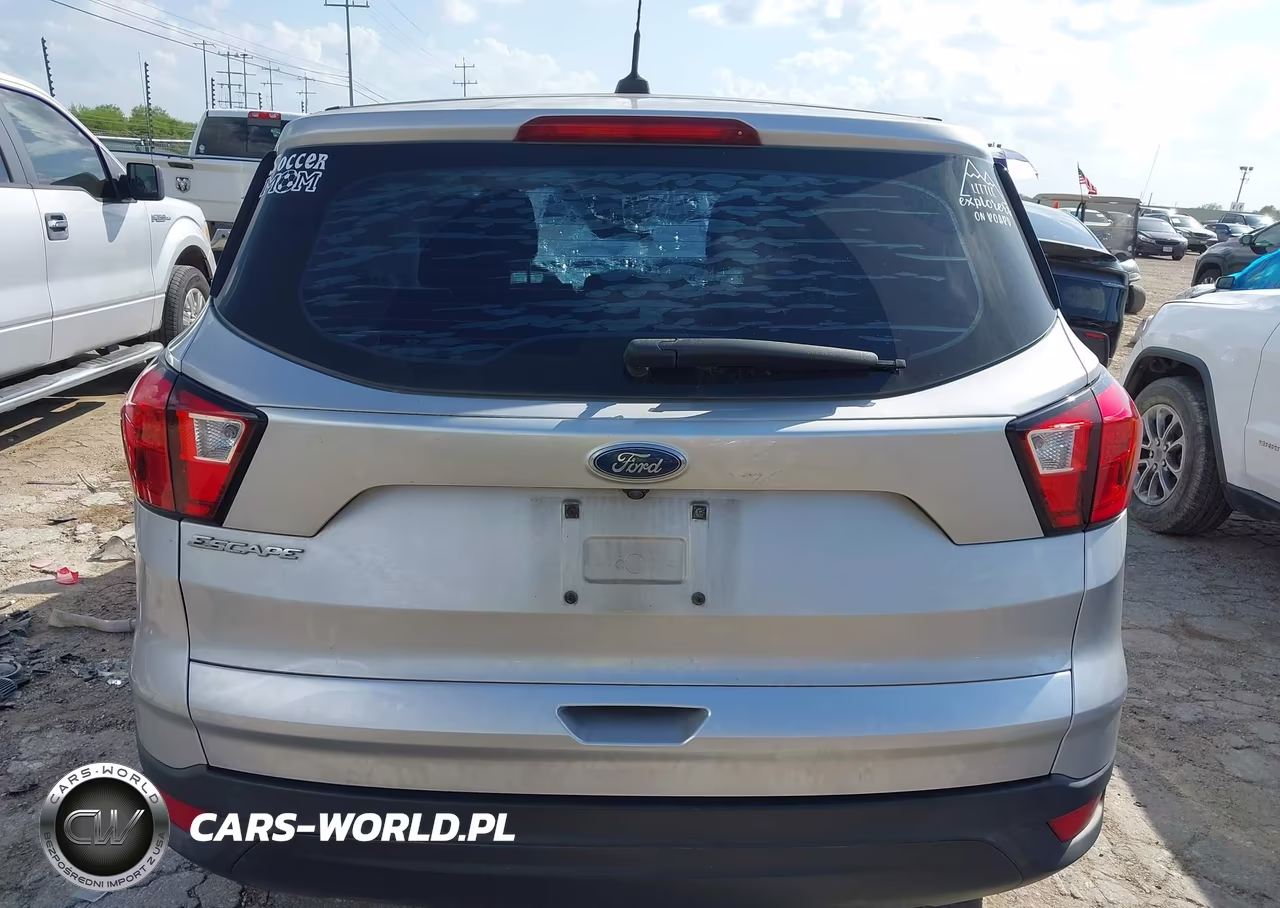 2019 Ford Escape S VIN:1FMCU0F79KUA78984 - 17