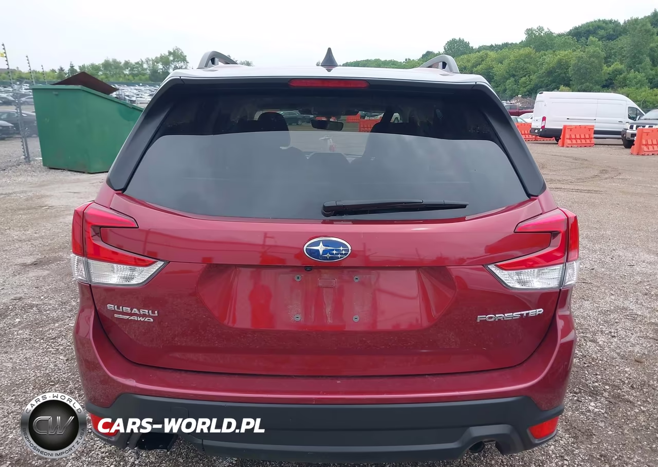 2024 Subaru Forester Premium VIN:JF2SKADC9RH451294 - 16