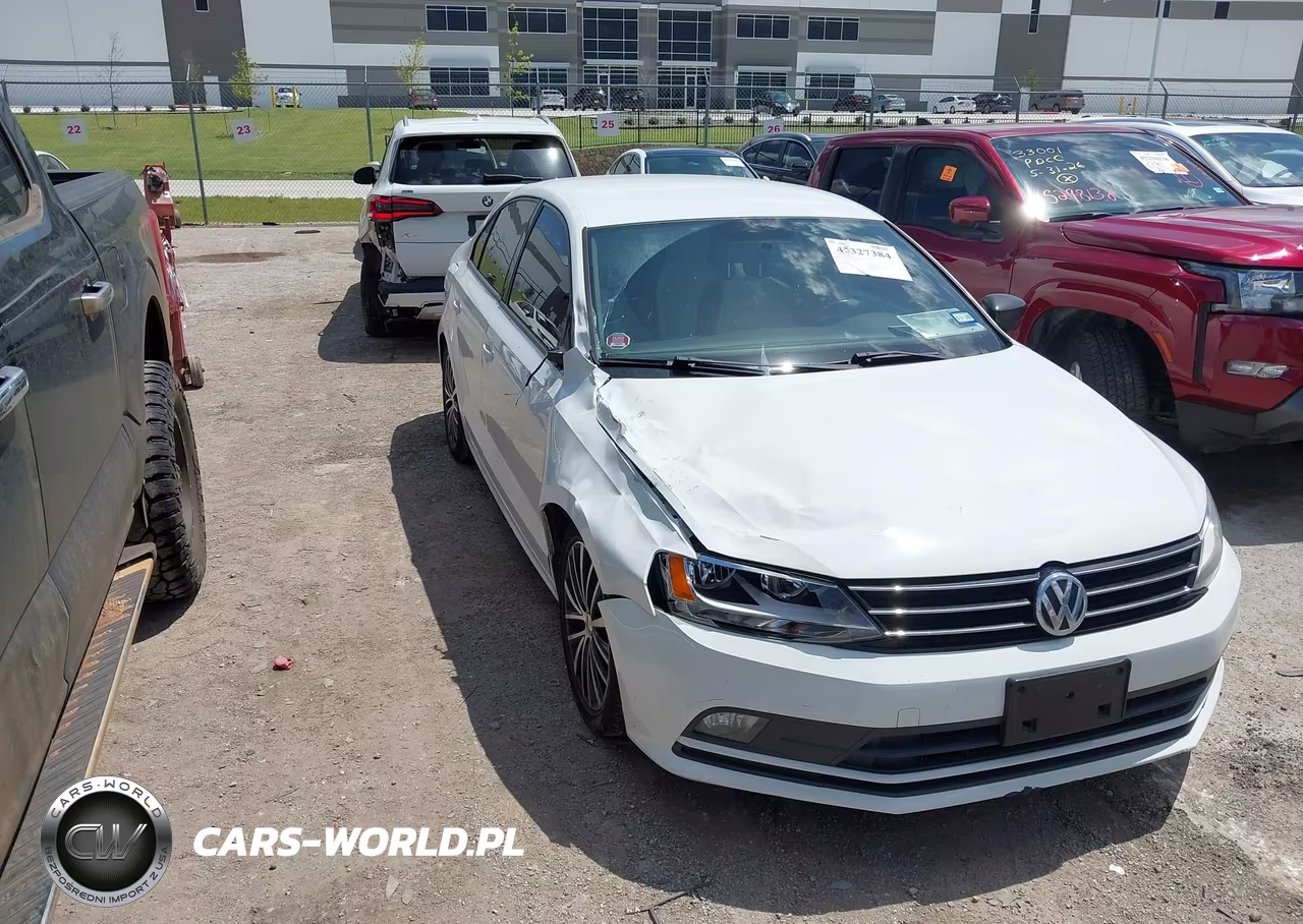 2016 Volkswagen Jetta 1.8T Sport – zdjęcie 1 z 16