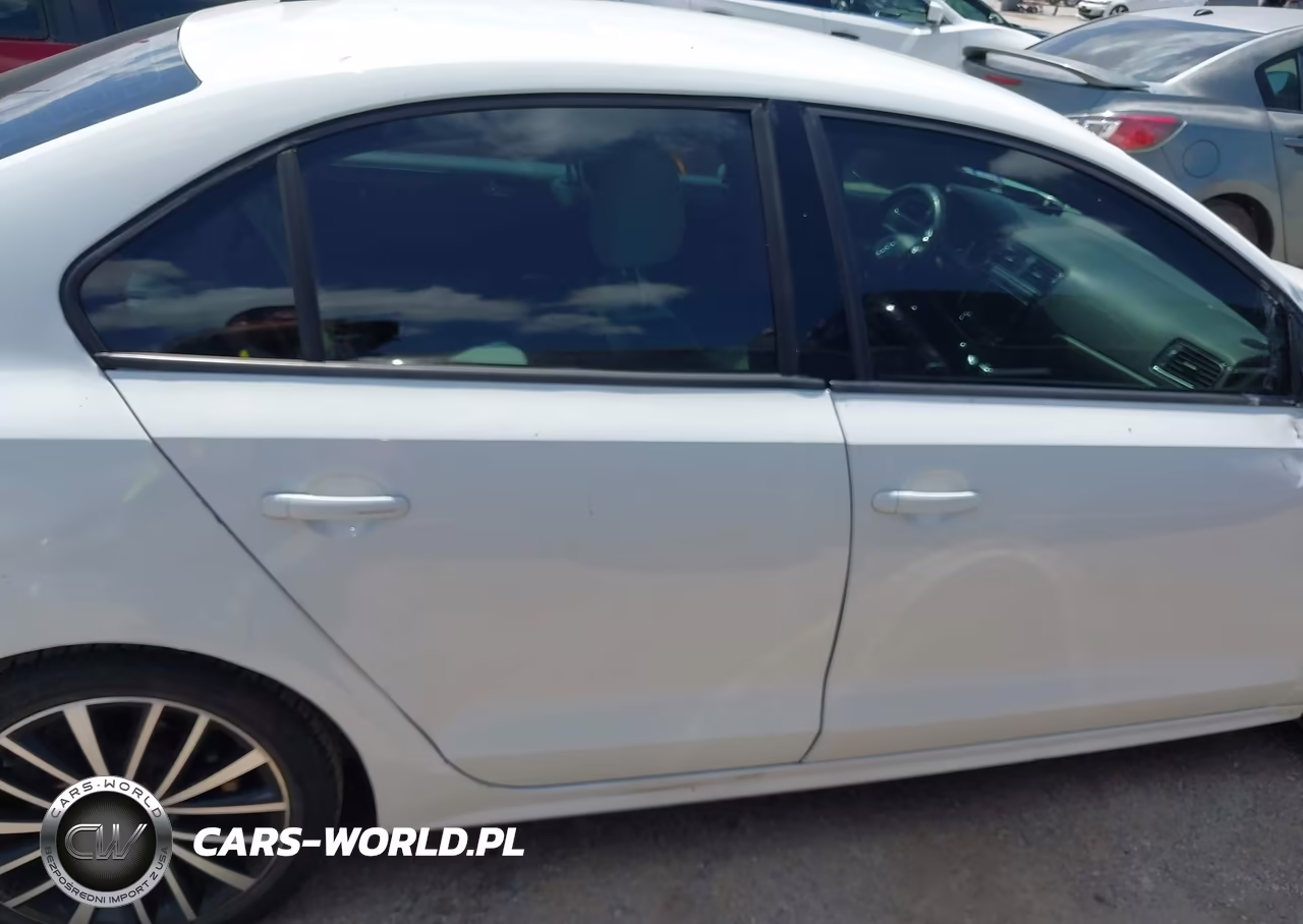 2016 Volkswagen Jetta 1.8T Sport VIN:3VWD17AJ2GM341645 - 13