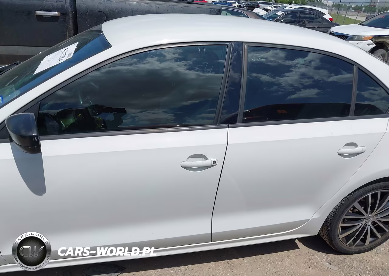 2016 Volkswagen Jetta 1.8T Sport VIN:3VWD17AJ2GM341645 - 14