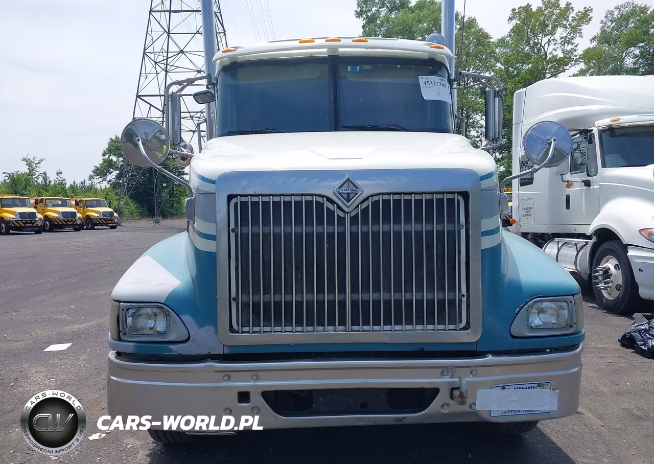 2006 International 9400 VIN:2HSCNAPR76C238610 - 12