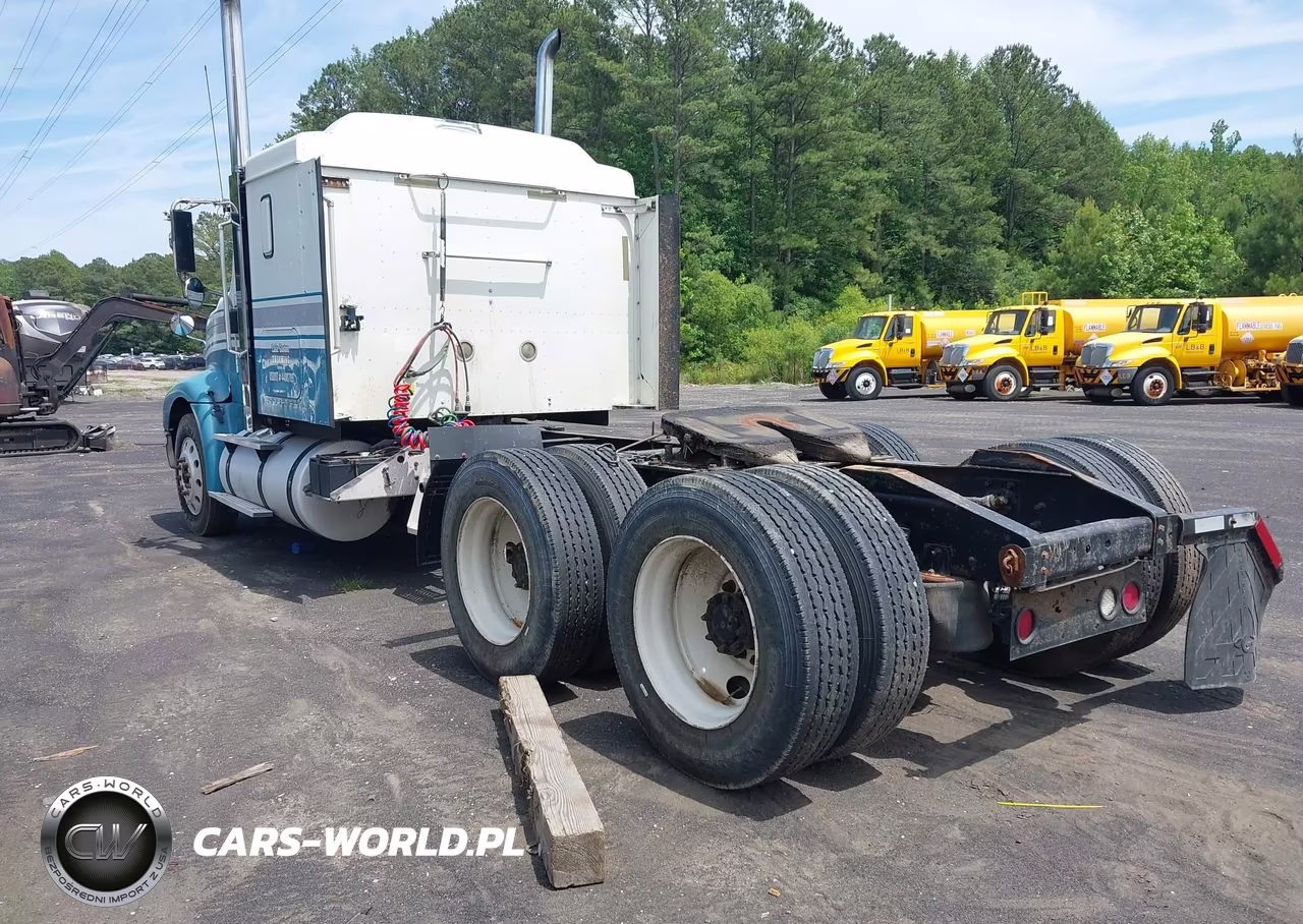 2006 International 9400 VIN:2HSCNAPR76C238610 - 3