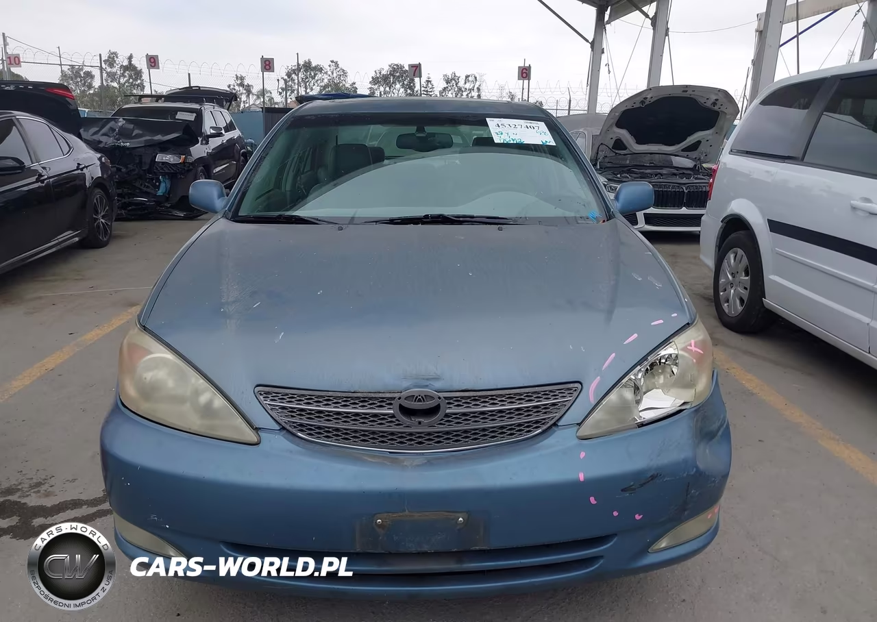 2003 Toyota Camry Xle VIN:4T1BE32K13U705389 - 12
