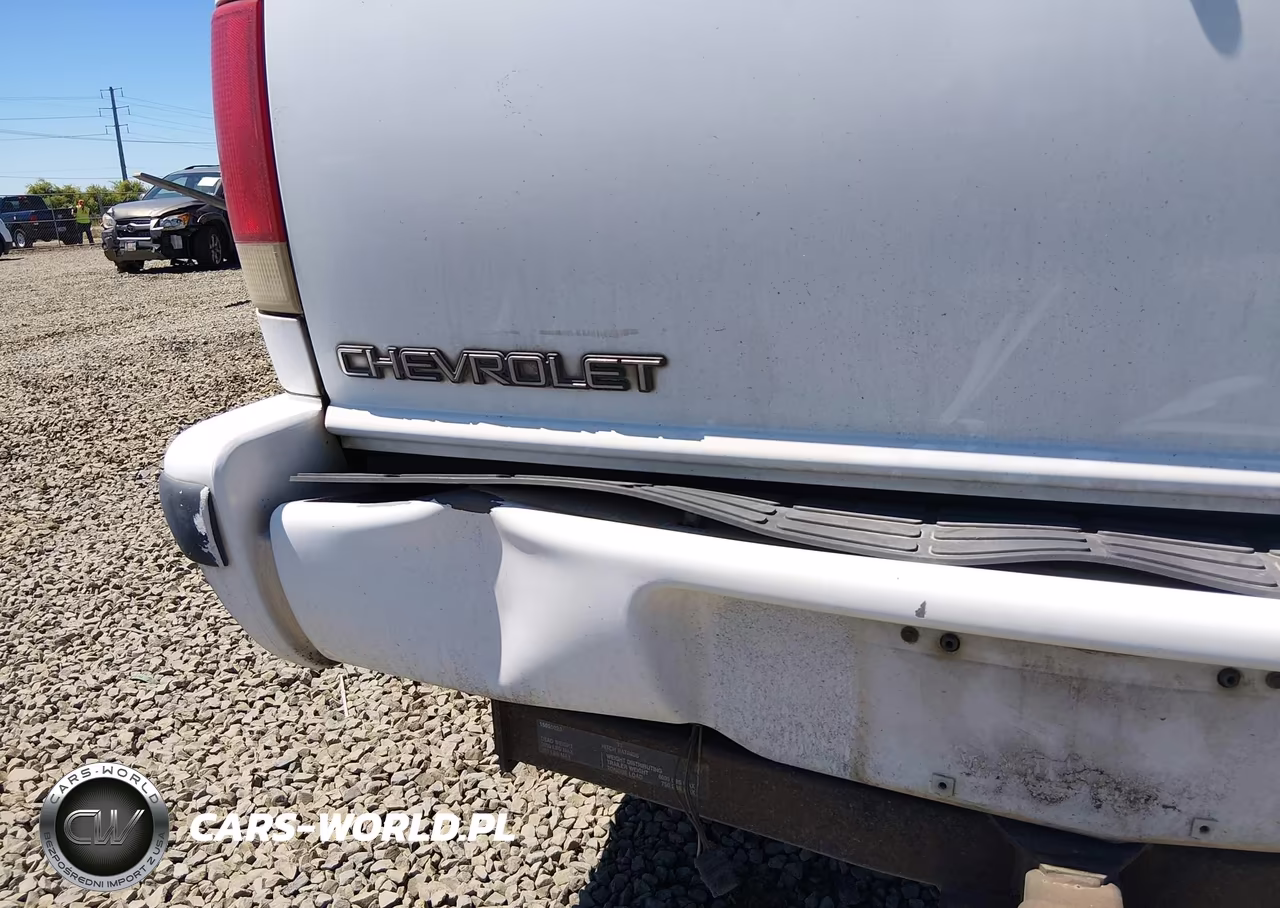 1995 Chevrolet Blazer VIN:1GNDT13W8S2158776 - 6