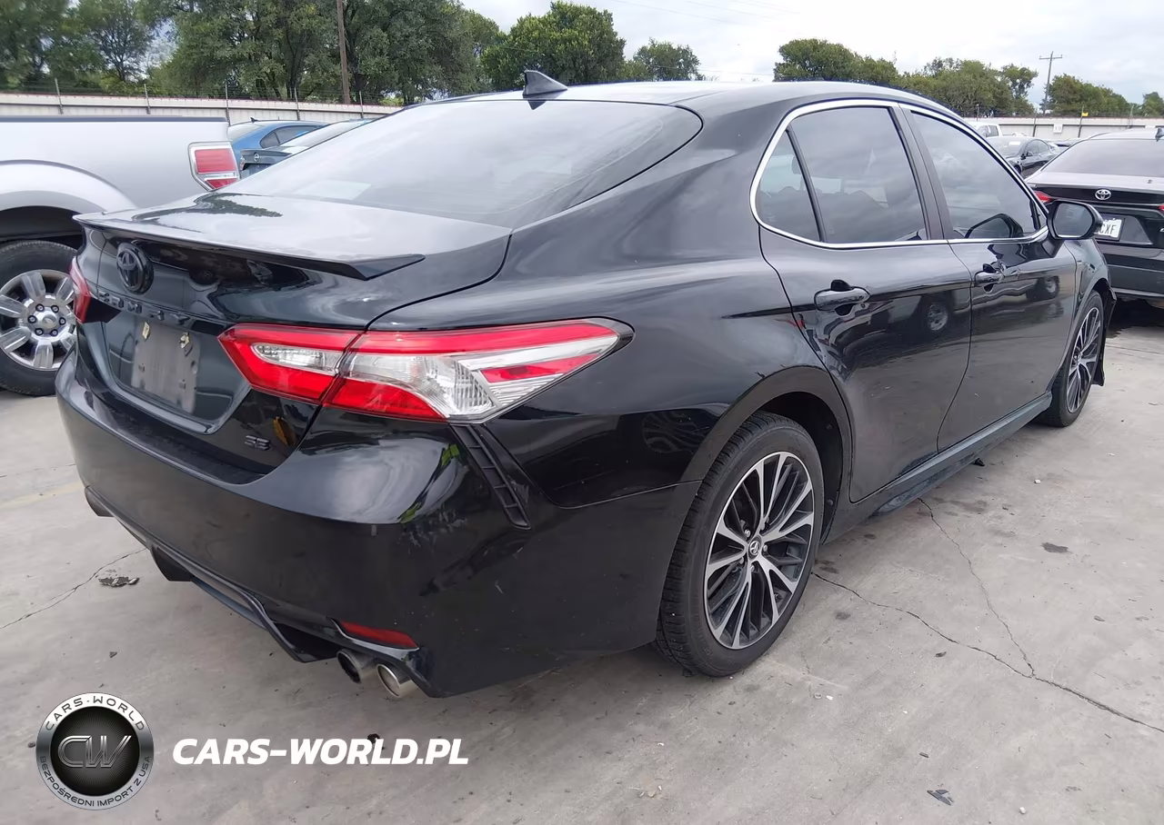 2019 Toyota Camry Se VIN:4T1B11HKXKU210288 - 4