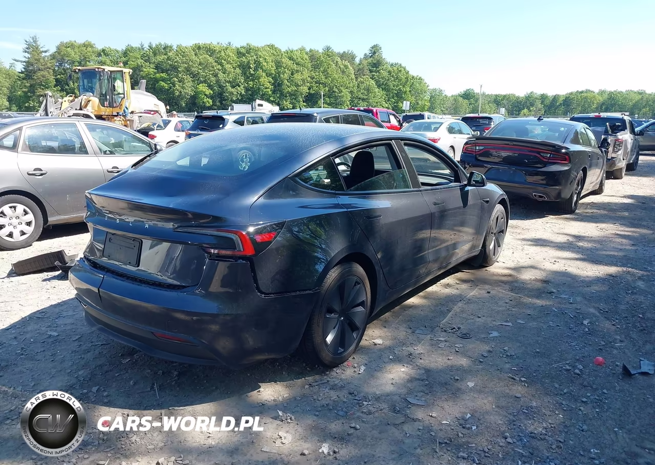 2024 Tesla Model 3 Long Range Dual Motor All-Wheel Drive-Rear-Wheel Drive VIN:5YJ3E1EA0RF738479 - 4