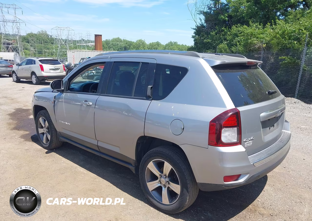 2017 Jeep Compass High Altitude 4X4 VIN:1C4NJDEB3HD169776 - 3