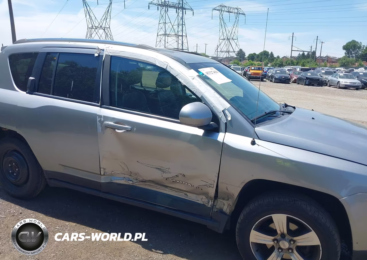 2017 Jeep Compass High Altitude 4X4 VIN:1C4NJDEB3HD169776 - 6