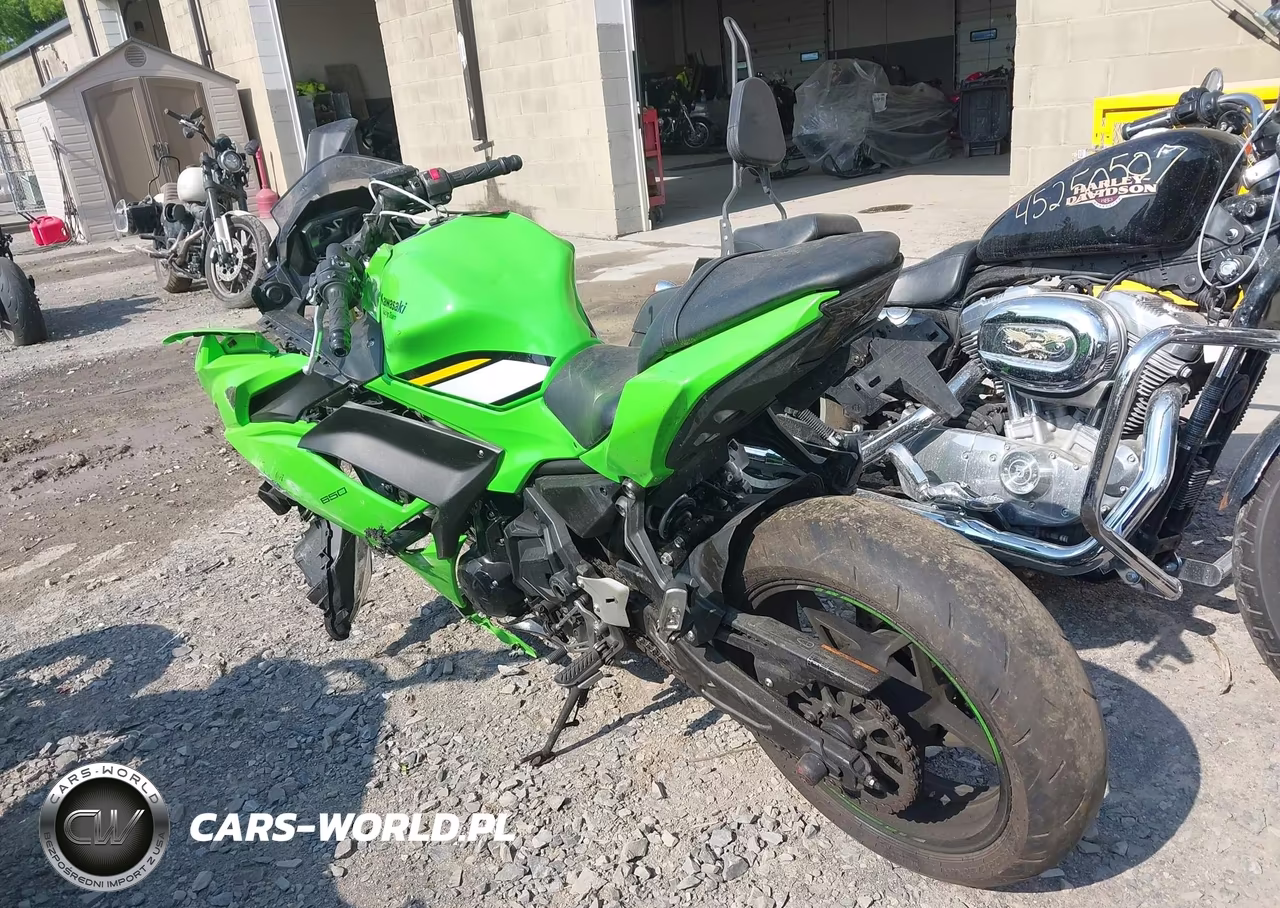 2025 Kawasaki Ex650 P VIN:ML5EXEP11SDAD8502 - 3