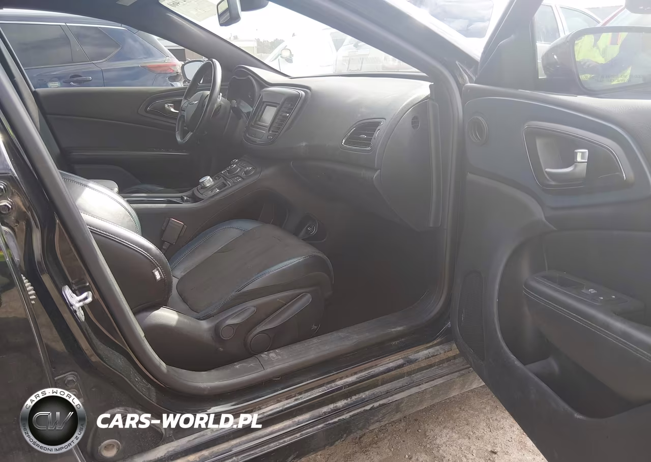 2015 Chrysler 200 S VIN:1C3CCCBB1FN730780 - 5