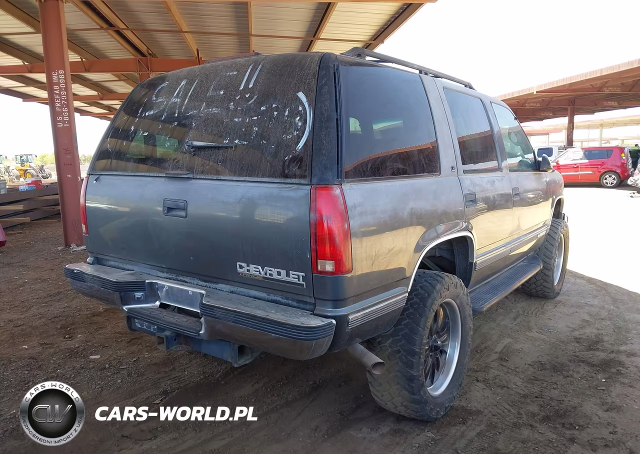 1999 Chevrolet Tahoe Ls VIN:1GNEK13R4XJ374414 - 4