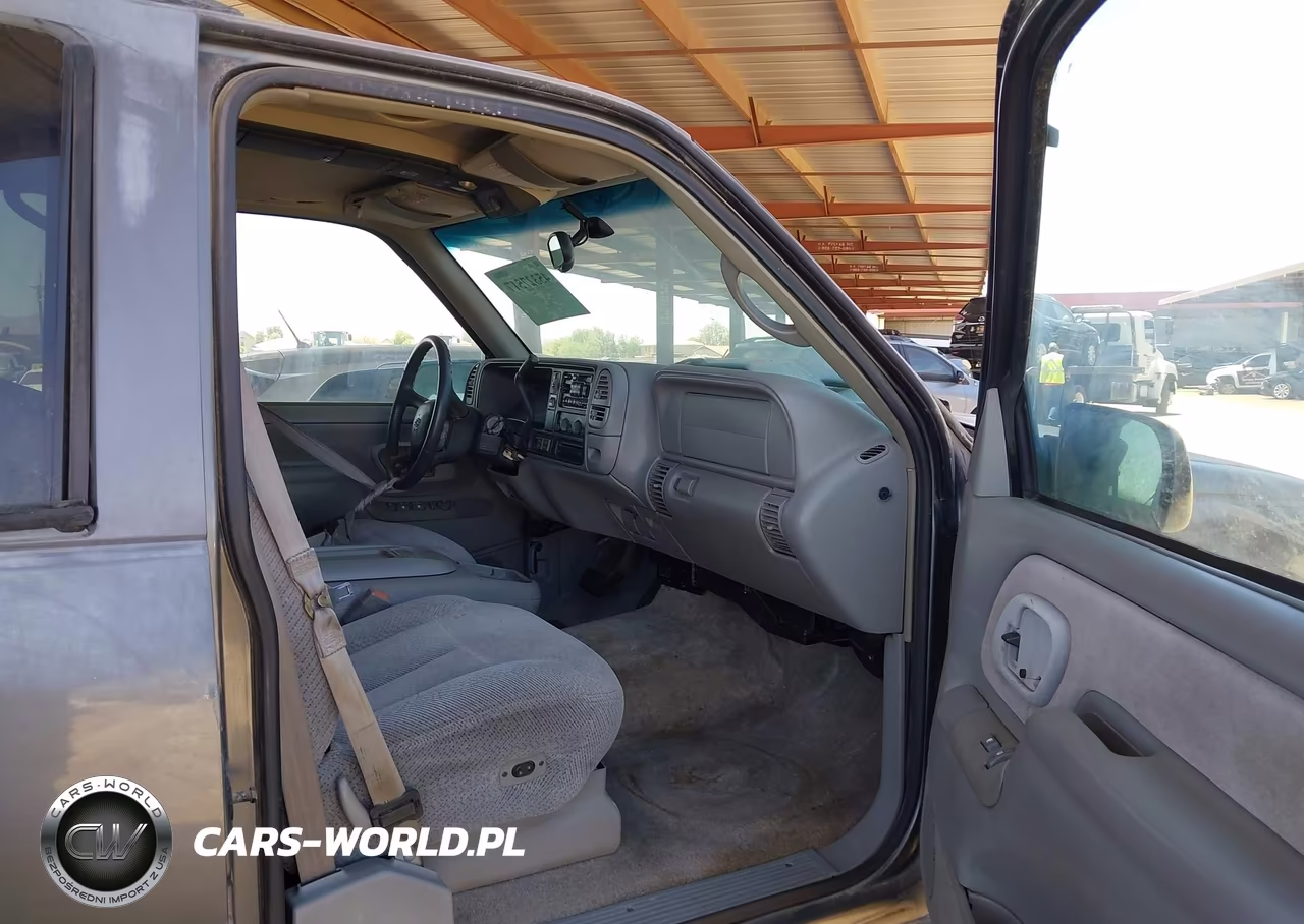 1999 Chevrolet Tahoe Ls VIN:1GNEK13R4XJ374414 - 5