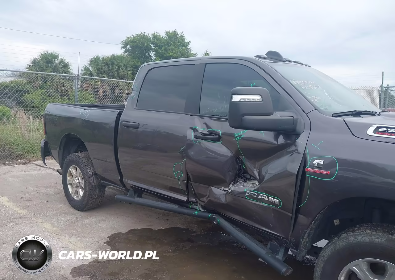 2025 Ram 2500 Big Horn 4X4 6'4 Box VIN:3C63R5DL8SG534860 - 11