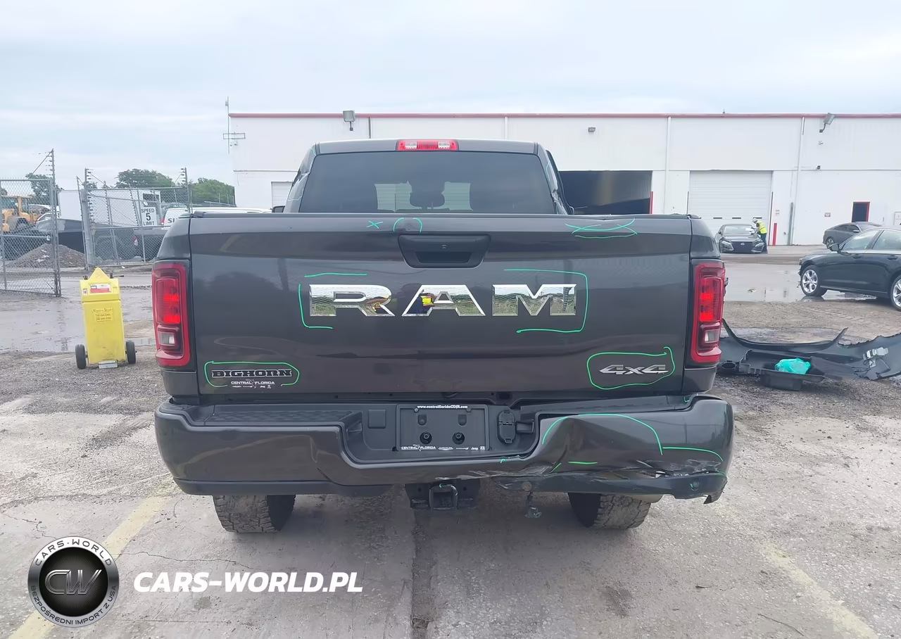 2025 Ram 2500 Big Horn 4X4 6'4 Box VIN:3C63R5DL8SG534860 - 18