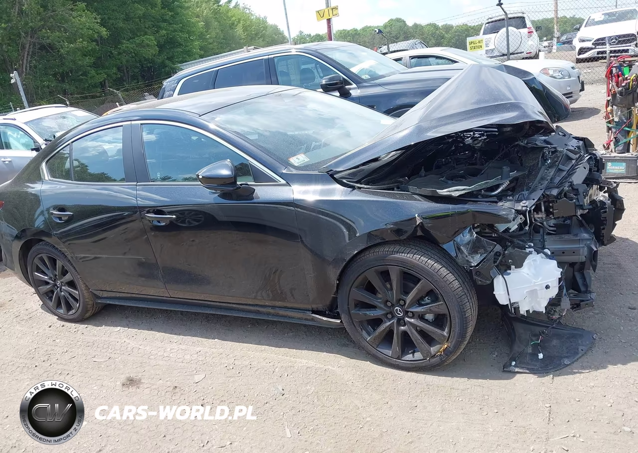 2025 Mazda Mazda3 2.5 S Select Sport VIN:JM1BPABMXS1766681 - 12