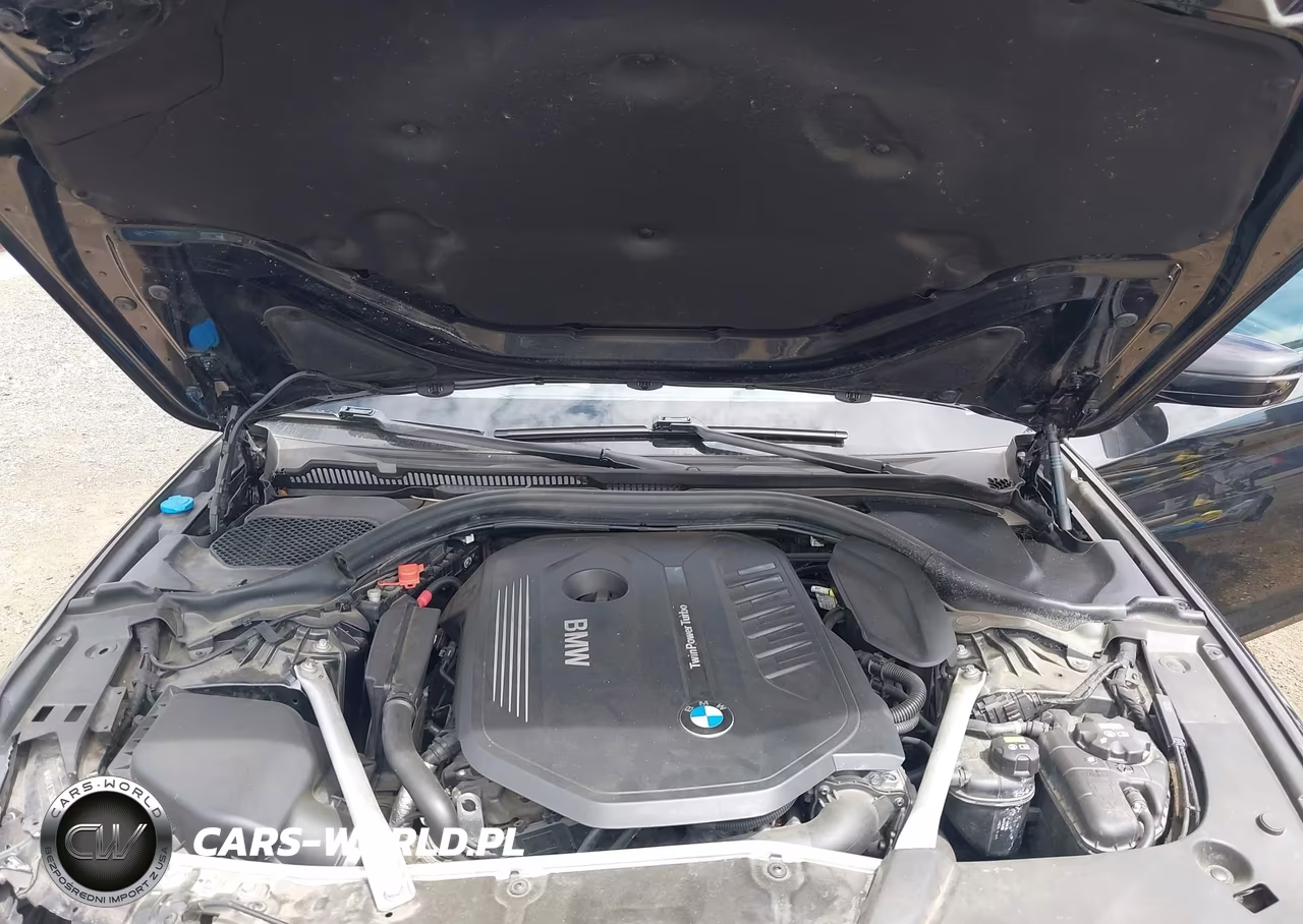 BMW 540 XI VIN:WBAJE7C50KG893185 - 10