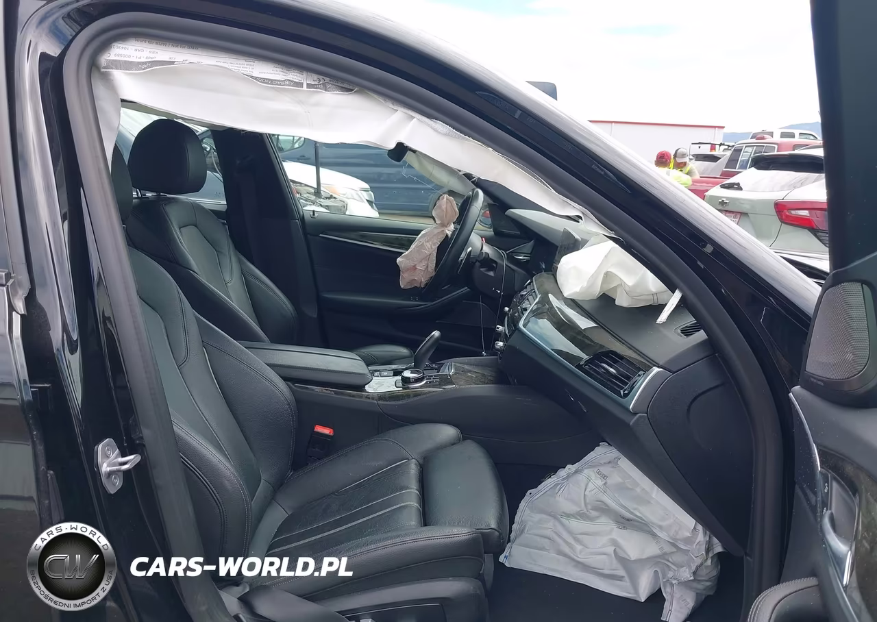 BMW 540 XI VIN:WBAJE7C50KG893185 - 5