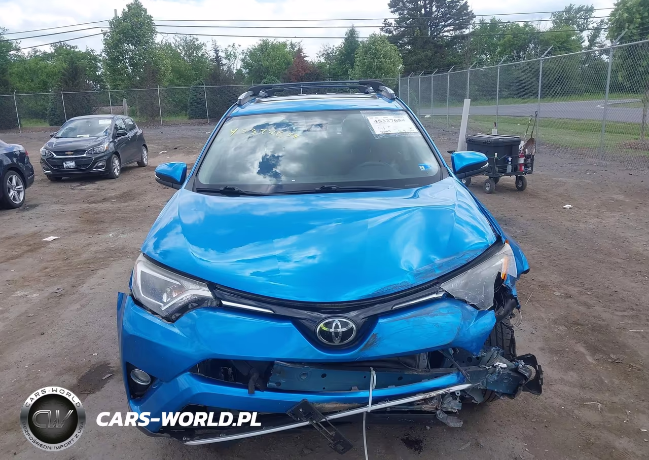 2017 Toyota Rav4 Xle VIN:JTMWFREVXHJ700146 - 12