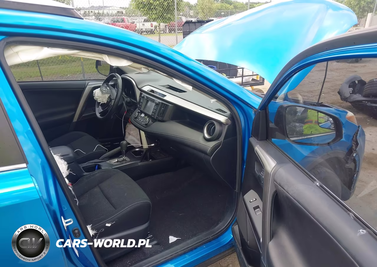 2017 Toyota Rav4 Xle VIN:JTMWFREVXHJ700146 - 5