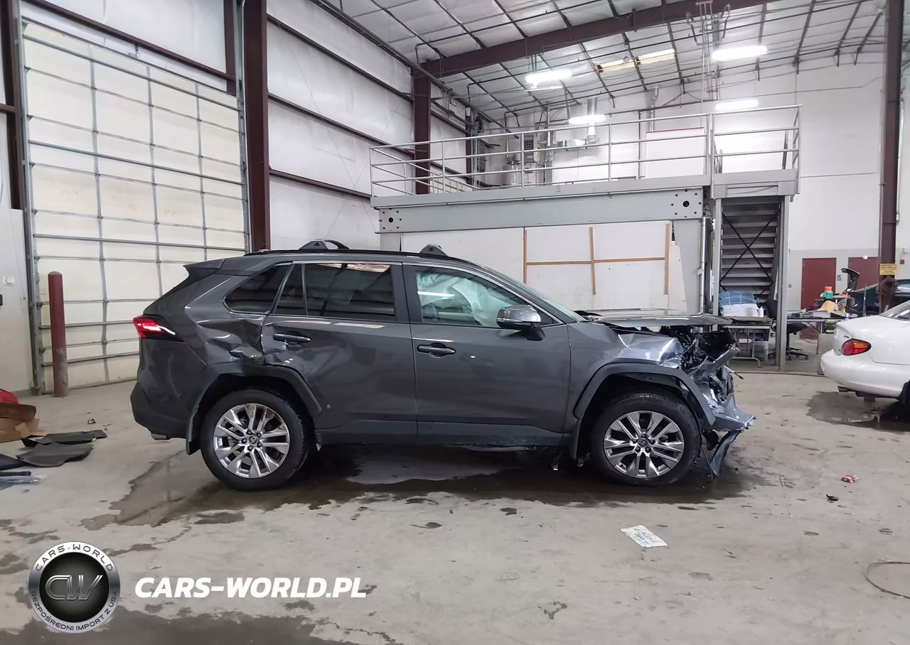 2025 Toyota Rav4 Xle Premium VIN:2T3A1RFV4SC578126 - 14