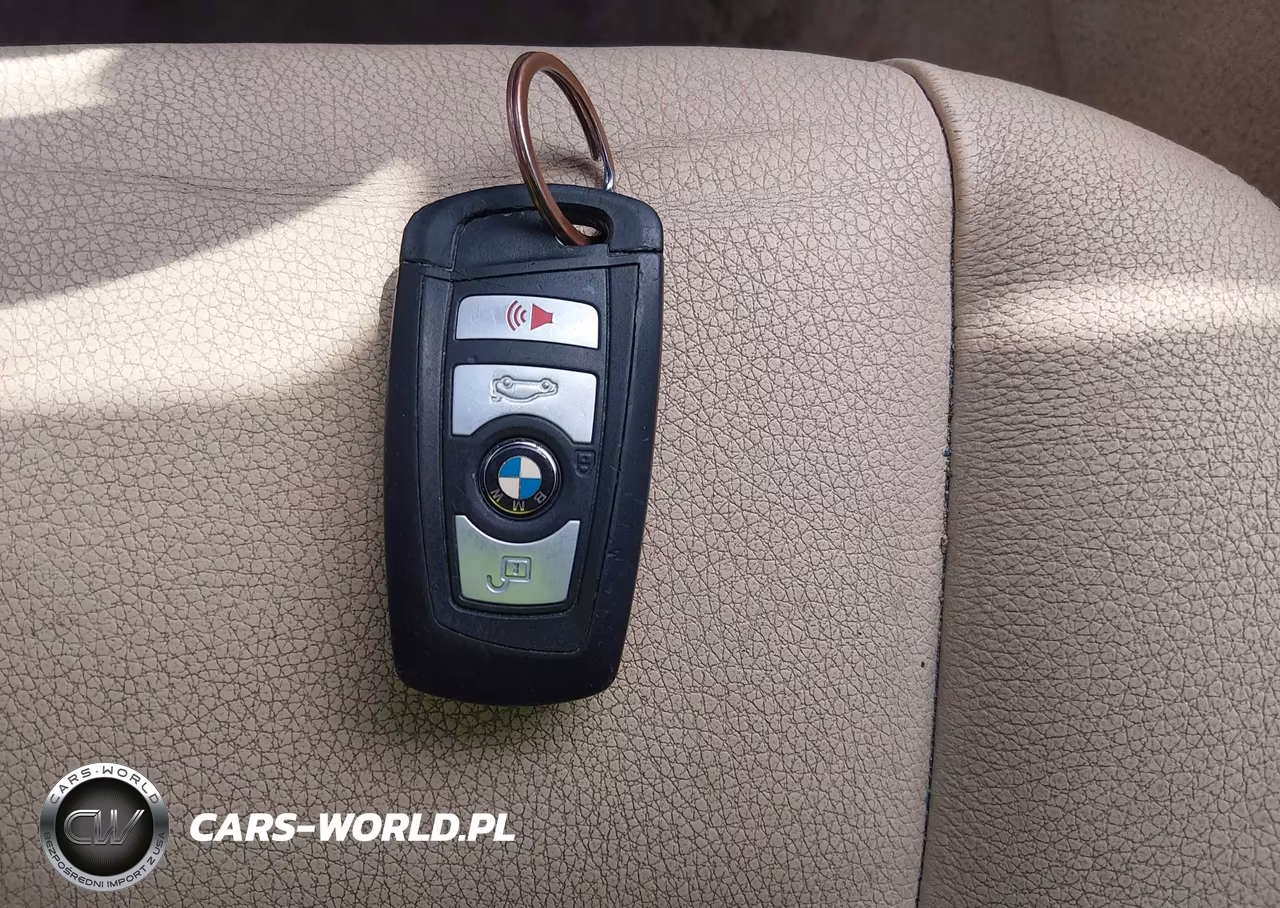 2015 BMW 528I VIN:WBA5A5C56FD523402 - 11