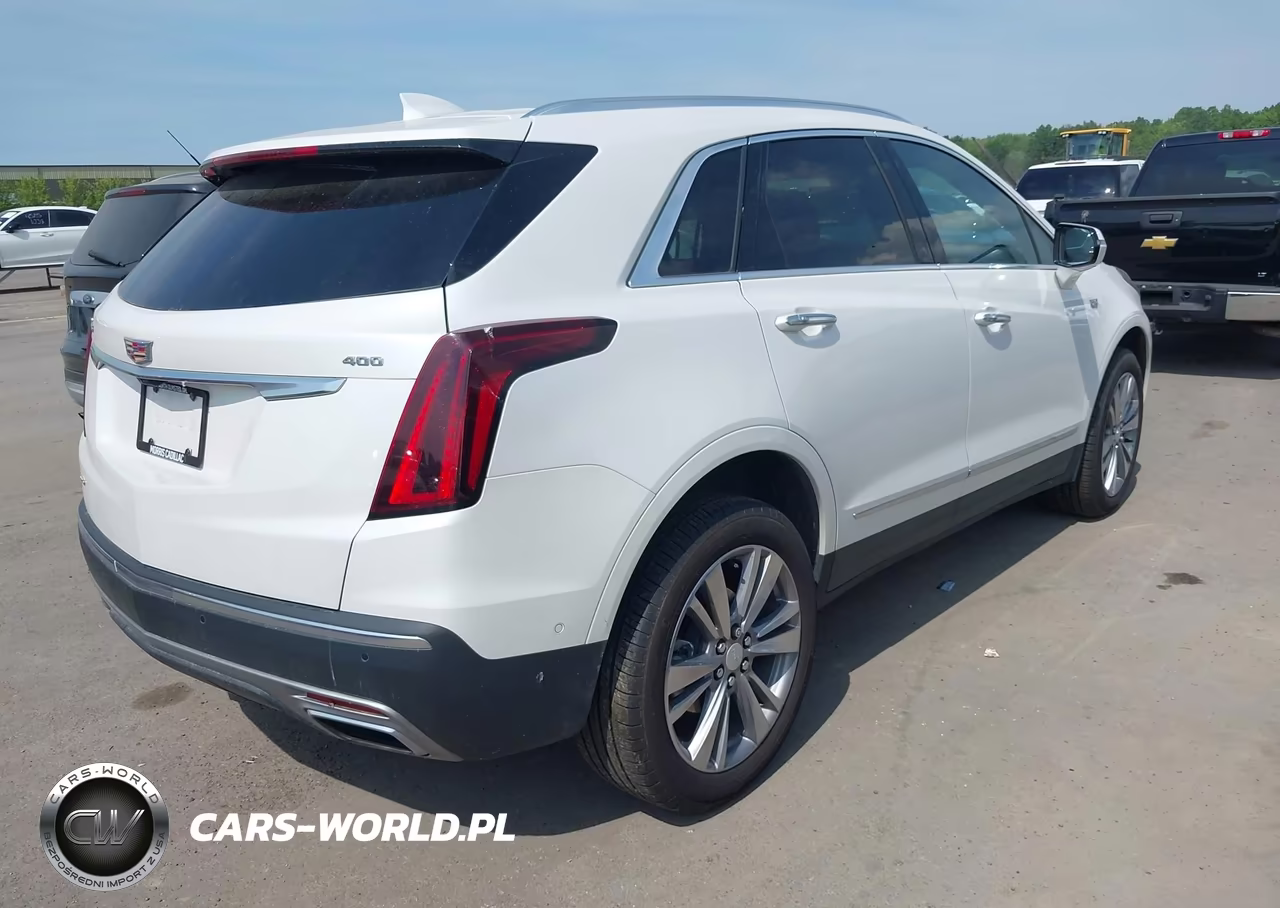 2025 Cadillac Xt5 Awd Premium Luxury VIN:1GYKNDRS1SZ131260 - 4