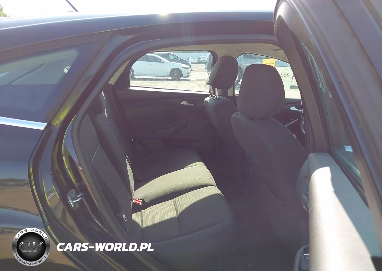 2012 Ford Focus Sel VIN:1FAHP3M27CL404272 - 8