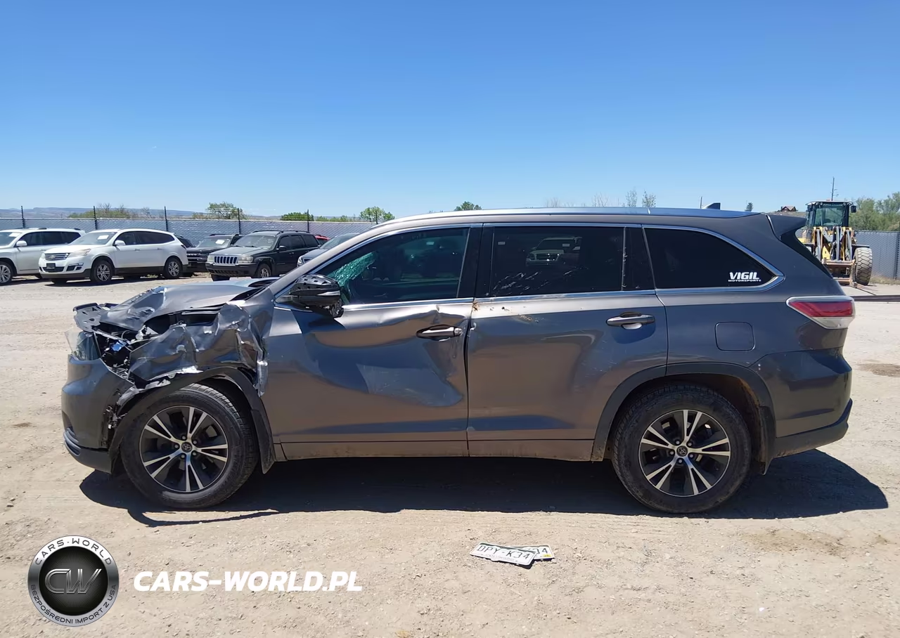 2016 Toyota Highlander Xle V6 VIN:5TDJKRFHXGS295342 - 14