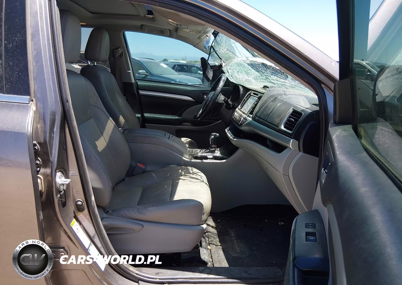 2016 Toyota Highlander Xle V6 VIN:5TDJKRFHXGS295342 - 5