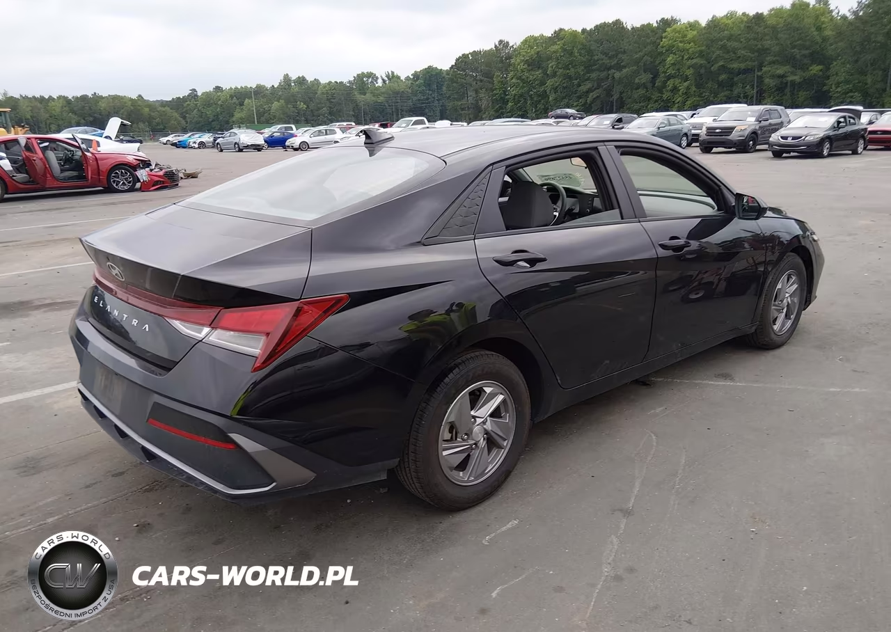 2025 Hyundai Elantra Se VIN:KMHLL4DGXSU930644 - 4