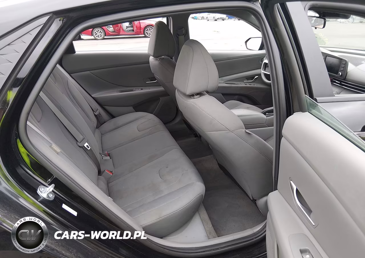 2025 Hyundai Elantra Se VIN:KMHLL4DGXSU930644 - 8