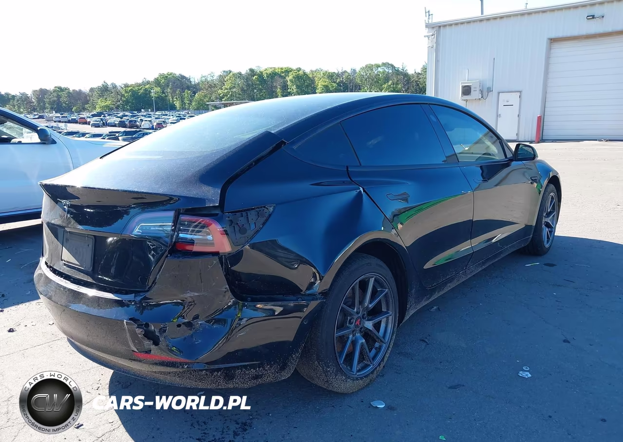2021 Tesla Model 3 Standard Range Plus Rear-Wheel Drive VIN:5YJ3E1EA4MF982015 - 4