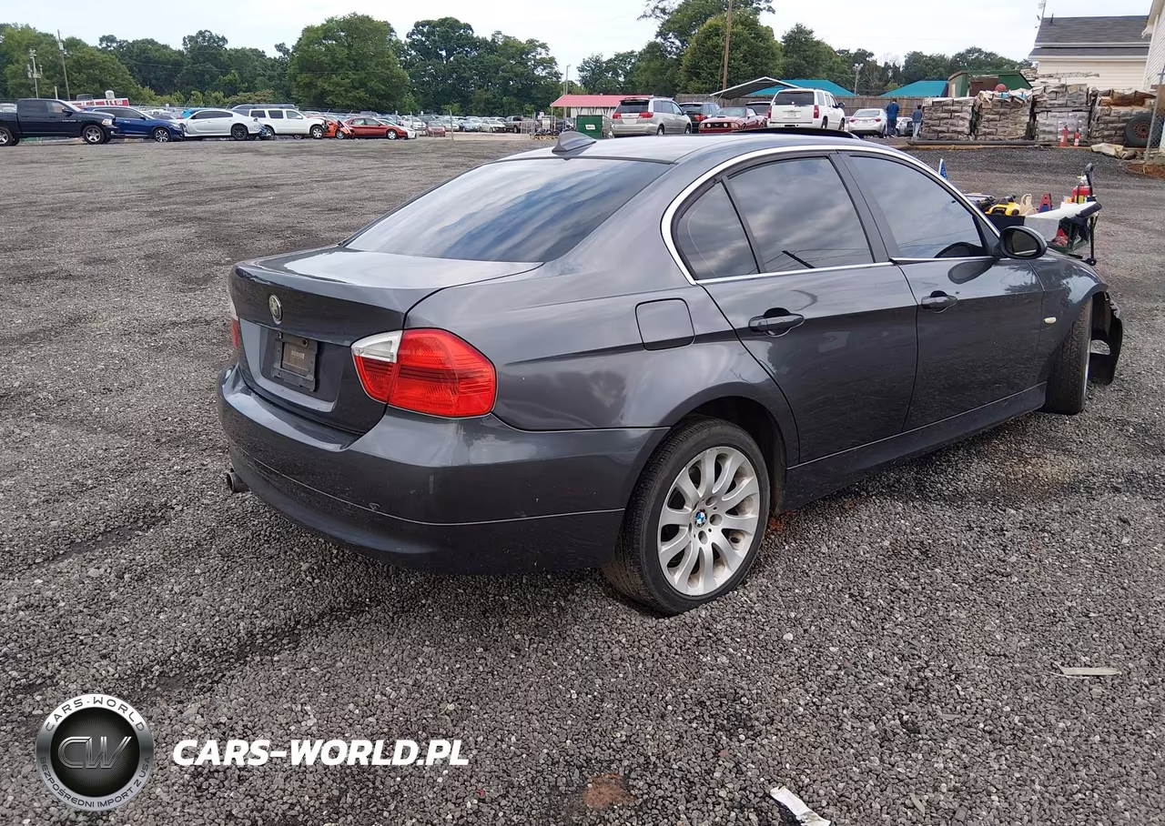 2006 BMW 330I VIN:WBAVB335X6KR72305 - 4