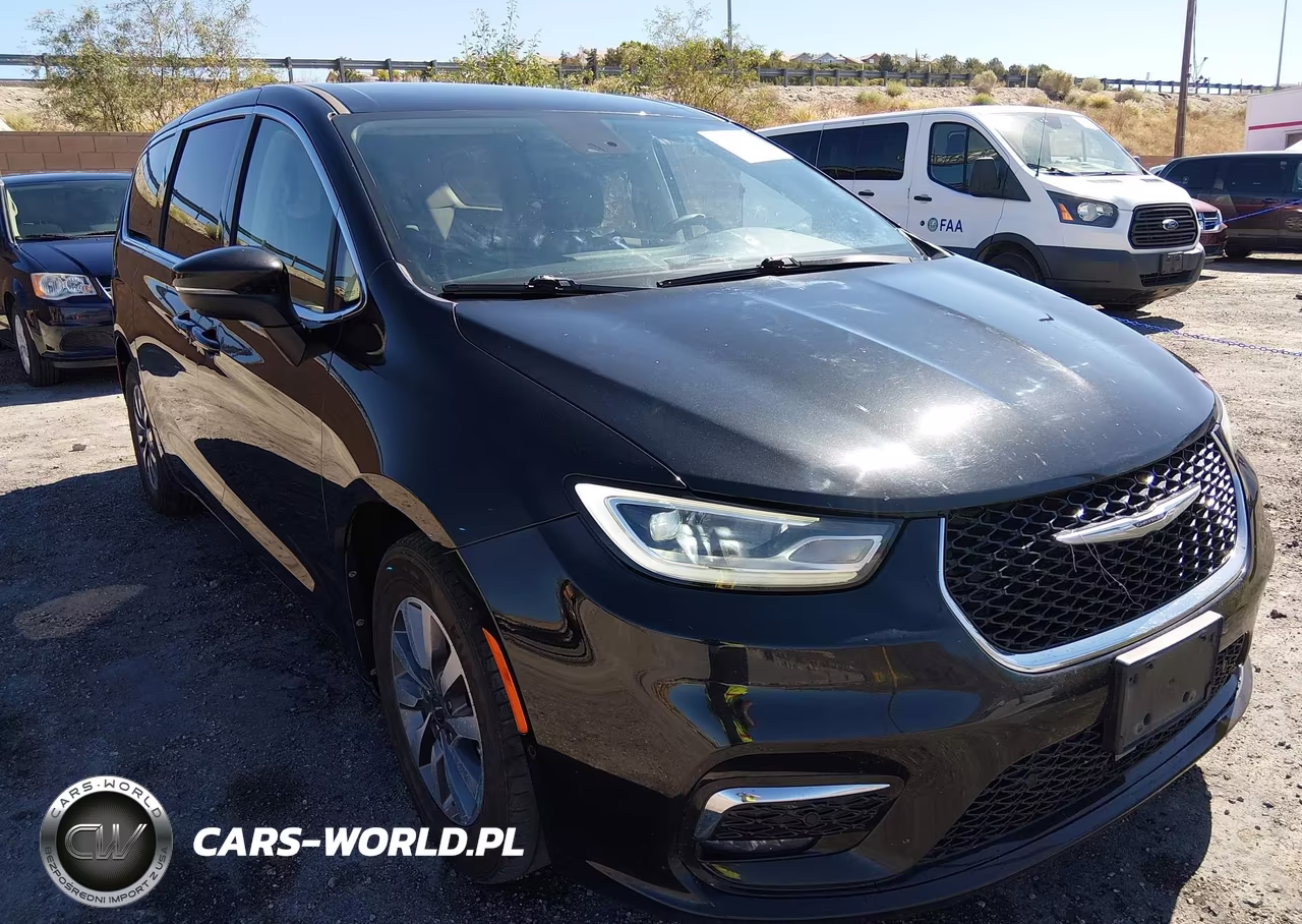 2023 Chrysler Pacifica Hybrid Touring L – zdjęcie 1 z 18