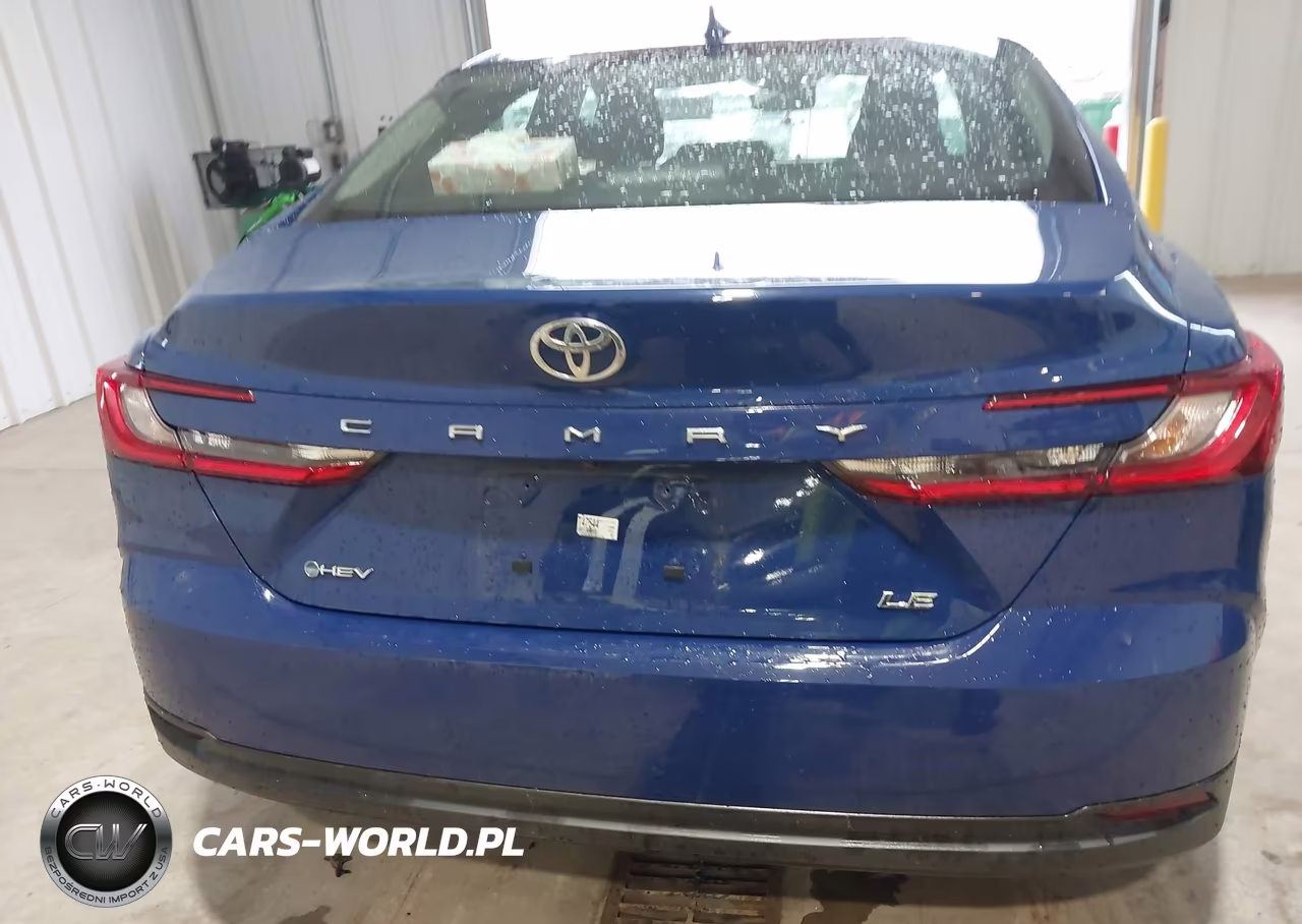 2025 Toyota Camry Le VIN:4T1DAACK2SU201276 - 16
