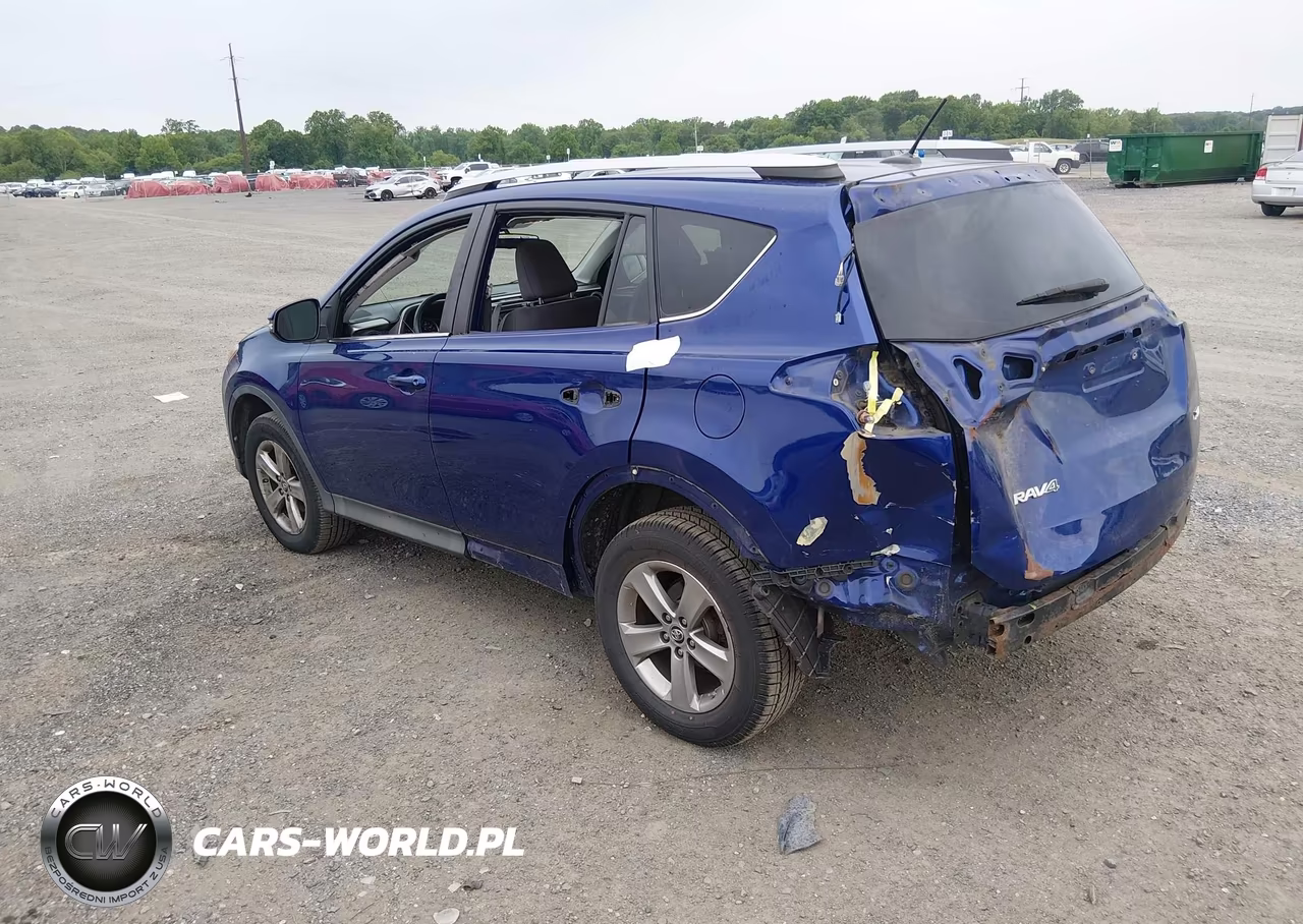 2015 Toyota Rav4 Xle VIN:2T3WFREV0FW144069 - 3