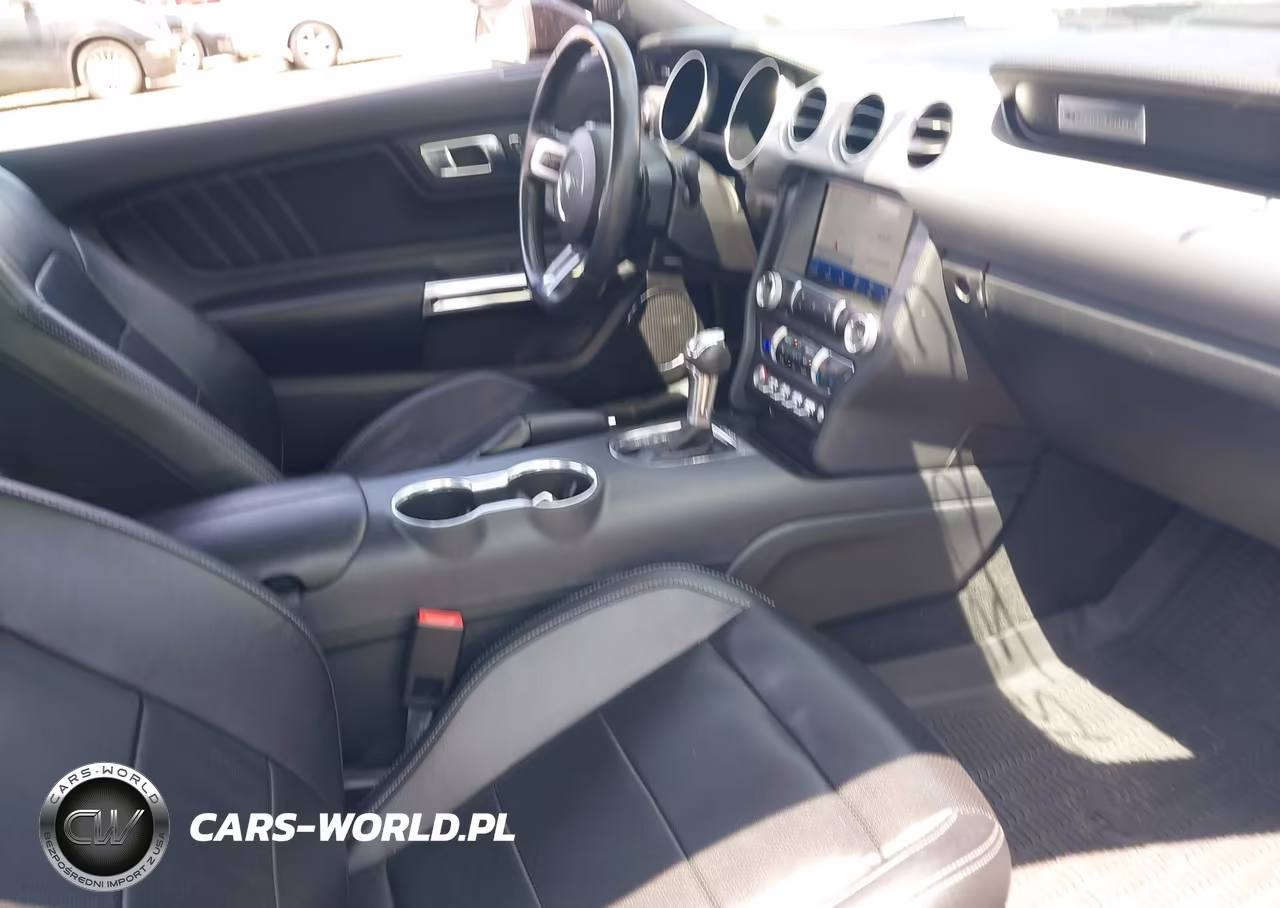 2021 Ford Mustang Ecoboost Premium Fastback VIN:1FA6P8TH1M5134245 - 5