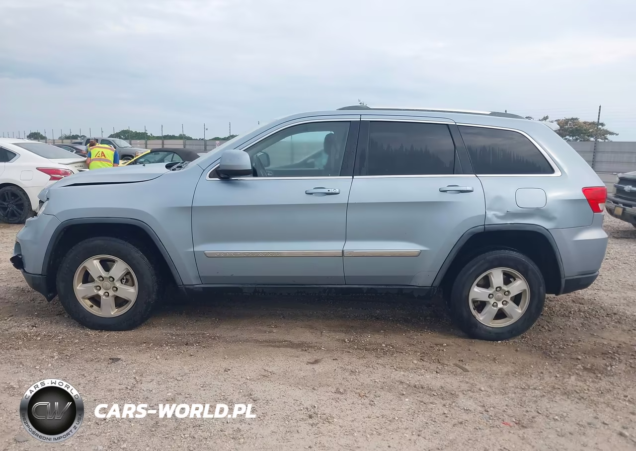 2012 Jeep Grand Cherokee Laredo VIN:1C4RJEAG1CC227939 - 14