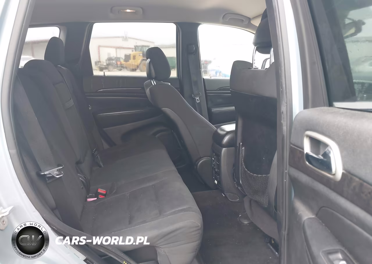 2012 Jeep Grand Cherokee Laredo VIN:1C4RJEAG1CC227939 - 8