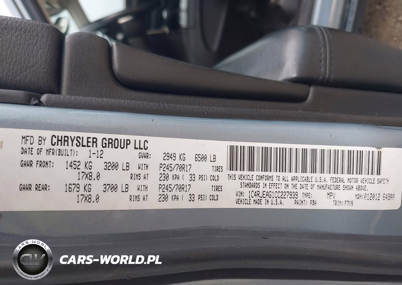 2012 Jeep Grand Cherokee Laredo VIN:1C4RJEAG1CC227939 - 9