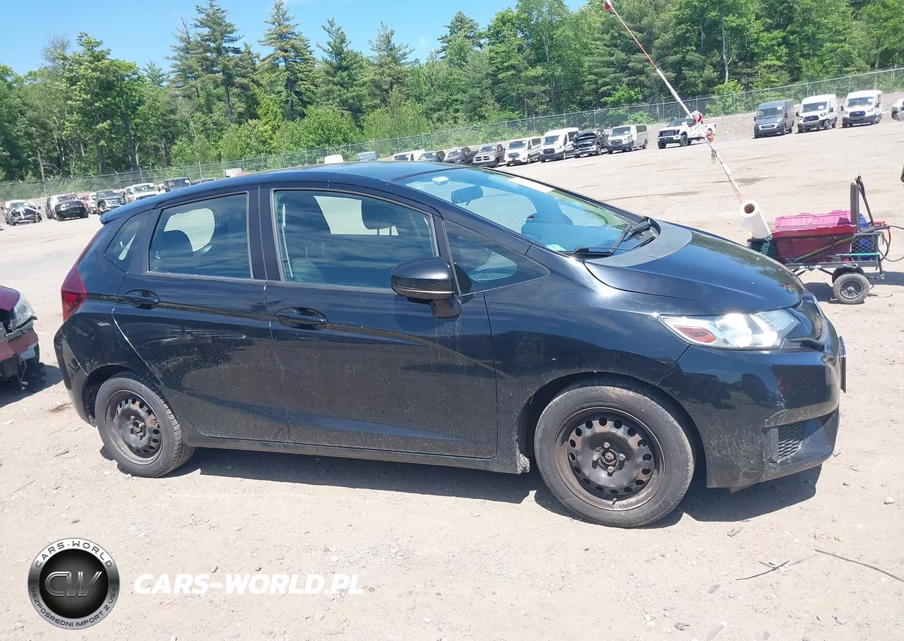 2015 Honda Fit Lx VIN:3HGGK5H58FM768015 - 14